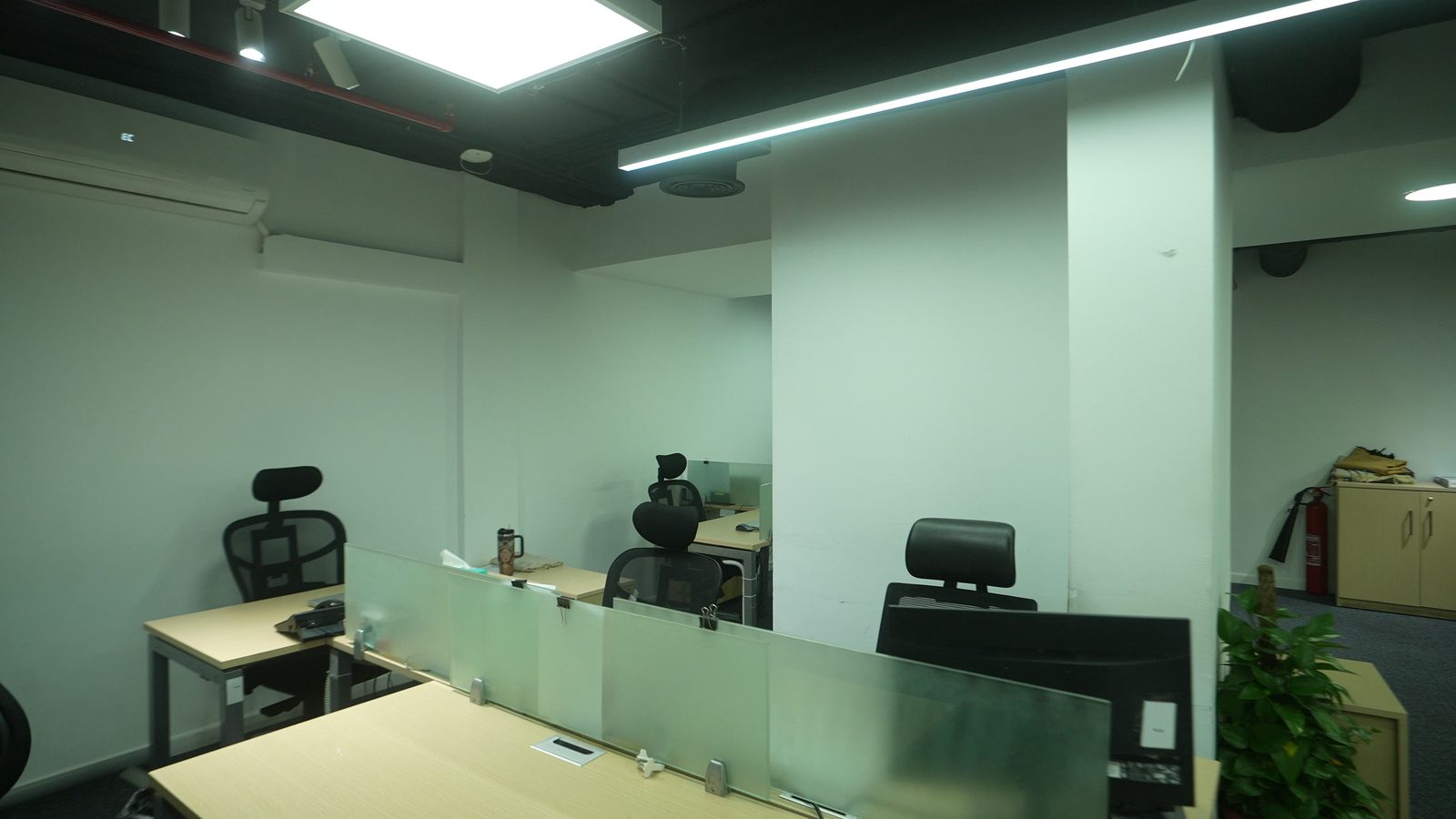Open plan at Building 187